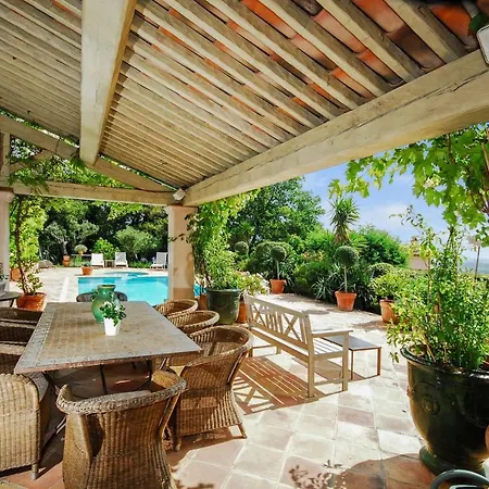 Sleeps 8 Pool Air Con Wifi Grimaud