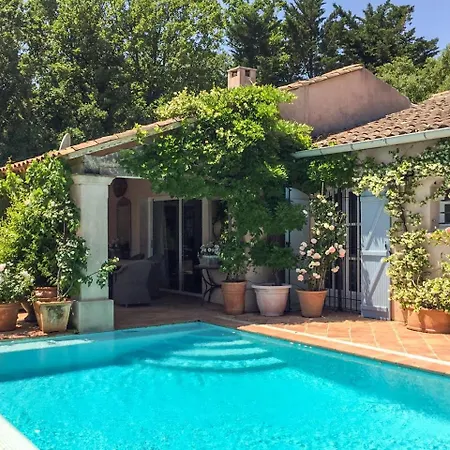 Sleeps 8 Pool Air Con Wifi Vila